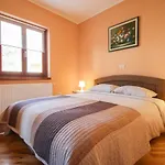 Casa Rafael 1 *